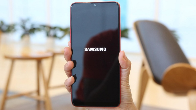 Samsung Galaxy A21 lộ ảnh render ở nhiều góc cạnh: Màn hình Infinity-V, 3 camera và vân tay ở mặt sau
