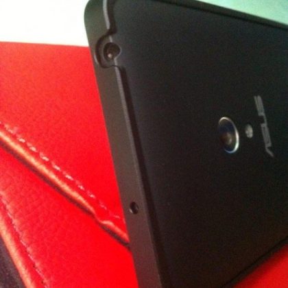 PK Viền iPhone 4/4S chống sock